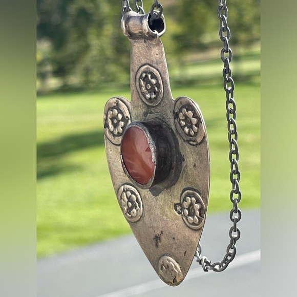 Impressive TURKMEN ANTIQUE TRIBAL ASYK SILVER PENDANT Carnelian Stone (OBO!) 🤗 - Picture 8 of 16
